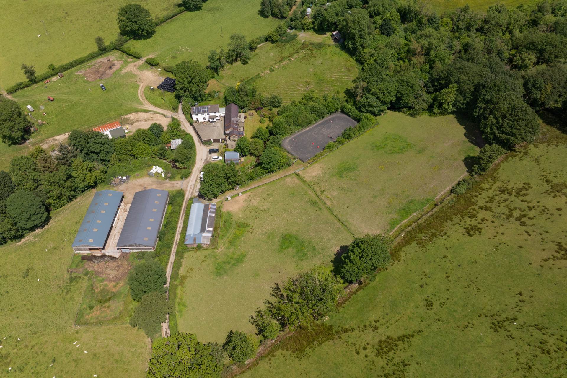 Cwmcarfan, Llanddewi Road, Image 30
