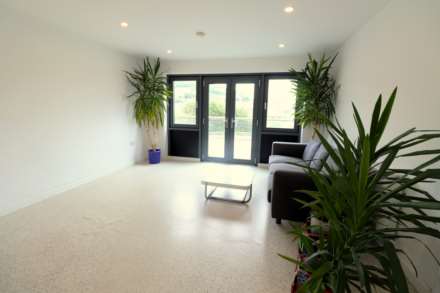 Glyndwr House, Riverside Terrace, Aberystwyth, Image 3