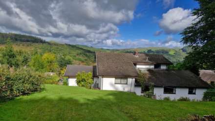 4 Bedroom Detached, Ysbyty Ystwyth