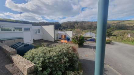Maes Henllan, Llandre, Image 2