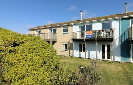 3 Bedroom Terrace, Cae Gwylan, Borth