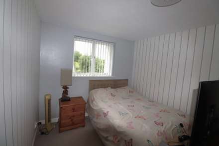 Cwmcarfan, Llanddewi Road, Image 11