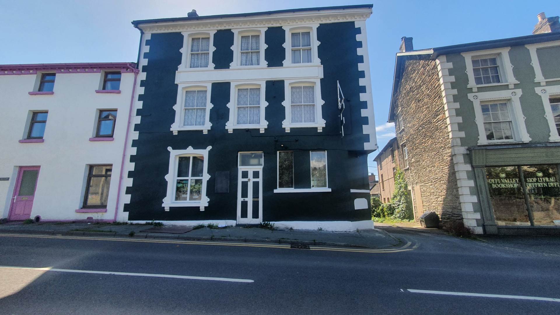 Dyfi Foresters Inn, Machynlleth, Image 24