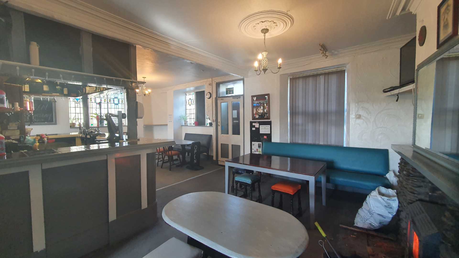 Dyfi Foresters Inn, Machynlleth, Image 9