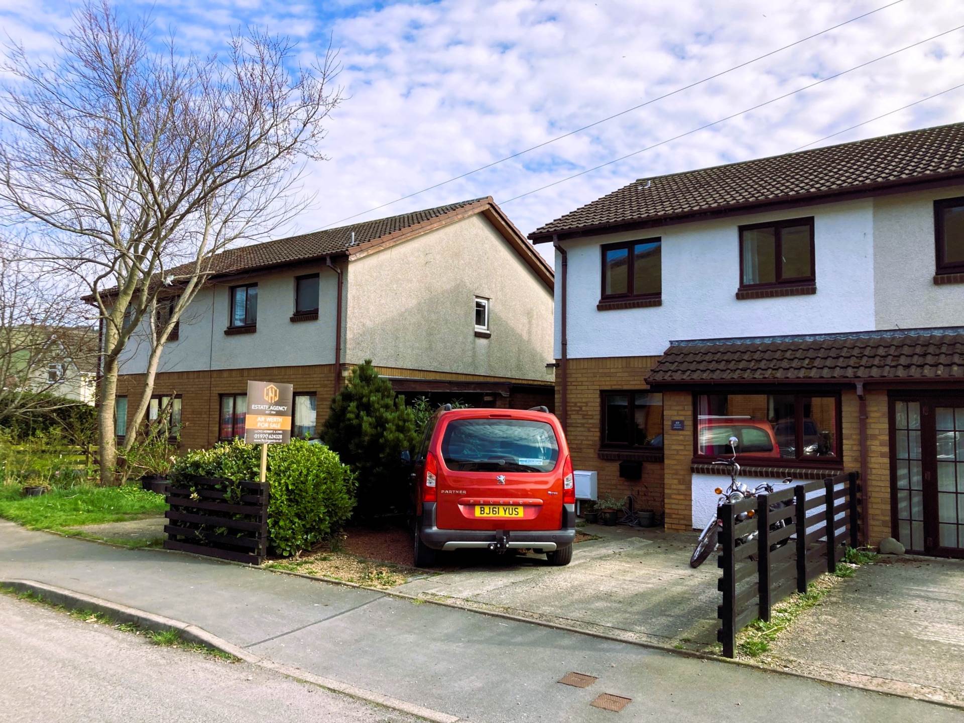Bryncastell, Bow Street, Image 1