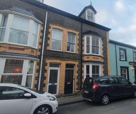 4 Bedroom Terrace, High Street, Aberystwyth