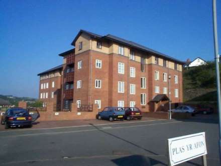 2 Bedroom Flat, Plasyrafon, Trefechan