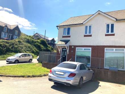 3 Bedroom End Terrace, Pen Y Cei, Felinymore Road