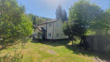 Pontrhydygroes, Ystrad Meurig