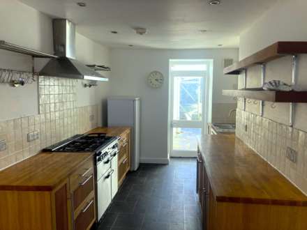 31 Queen Street, Aberystwyth, Image 2