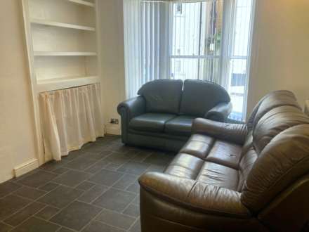 31 Queen Street, Aberystwyth, Image 4