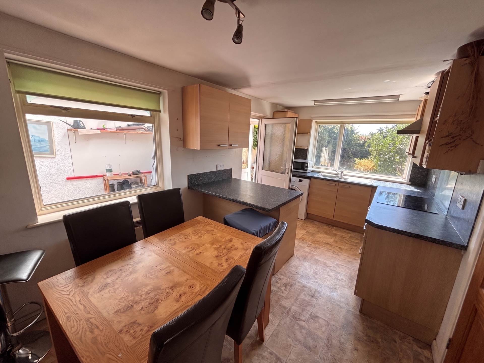 St James Close, Llanon, Image 3