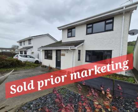 Ger Y Llan, Penrhyn Coch