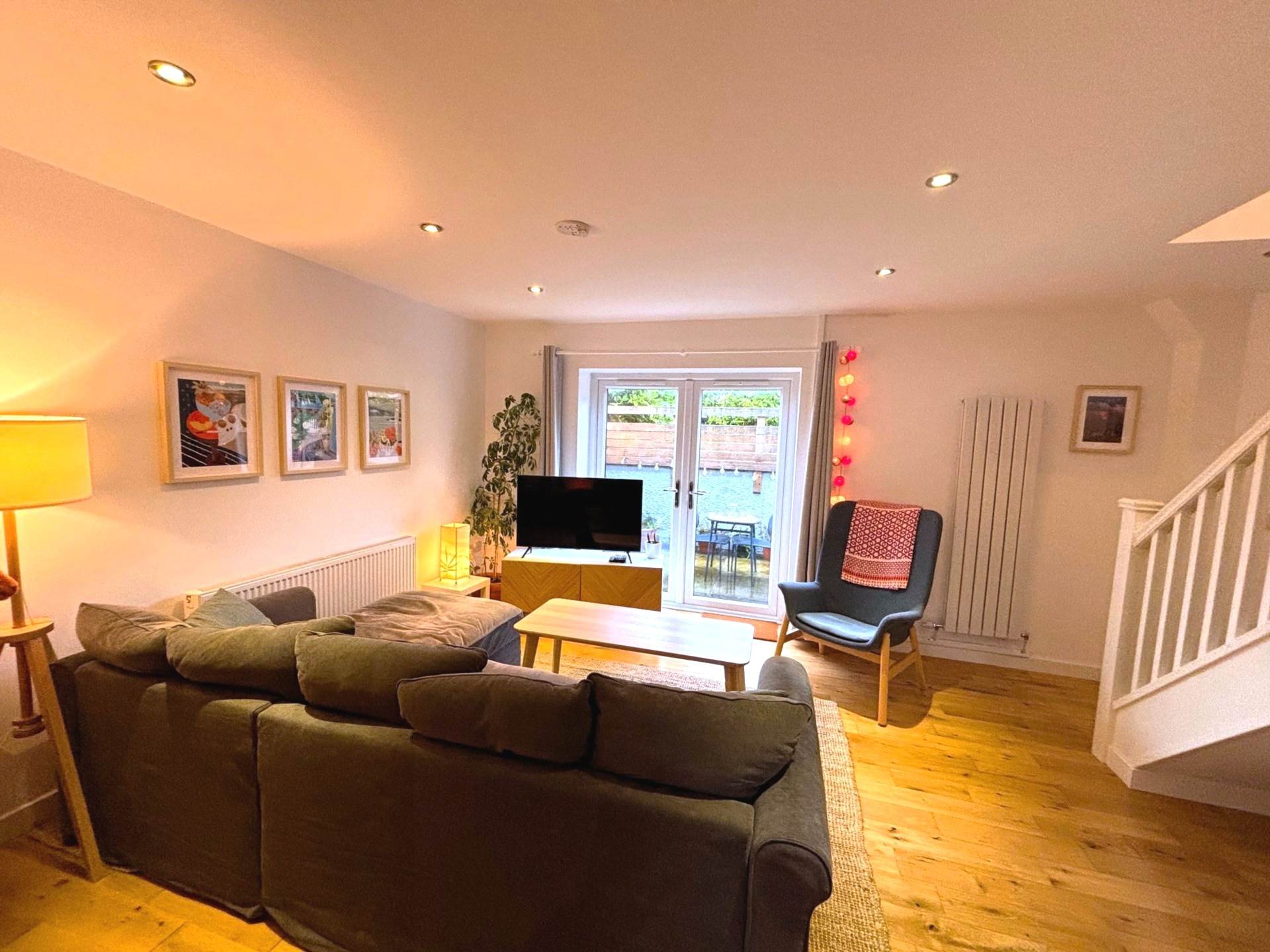 Ger Y Cwm, Penrhyn Coch, Image 3