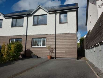 Ger Y Cwm, Penrhyn Coch, Image 1