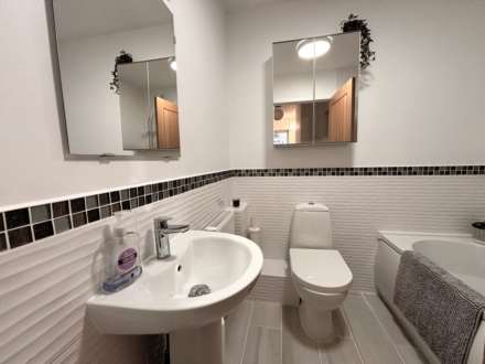 Ger Y Cwm, Penrhyn Coch, Image 12