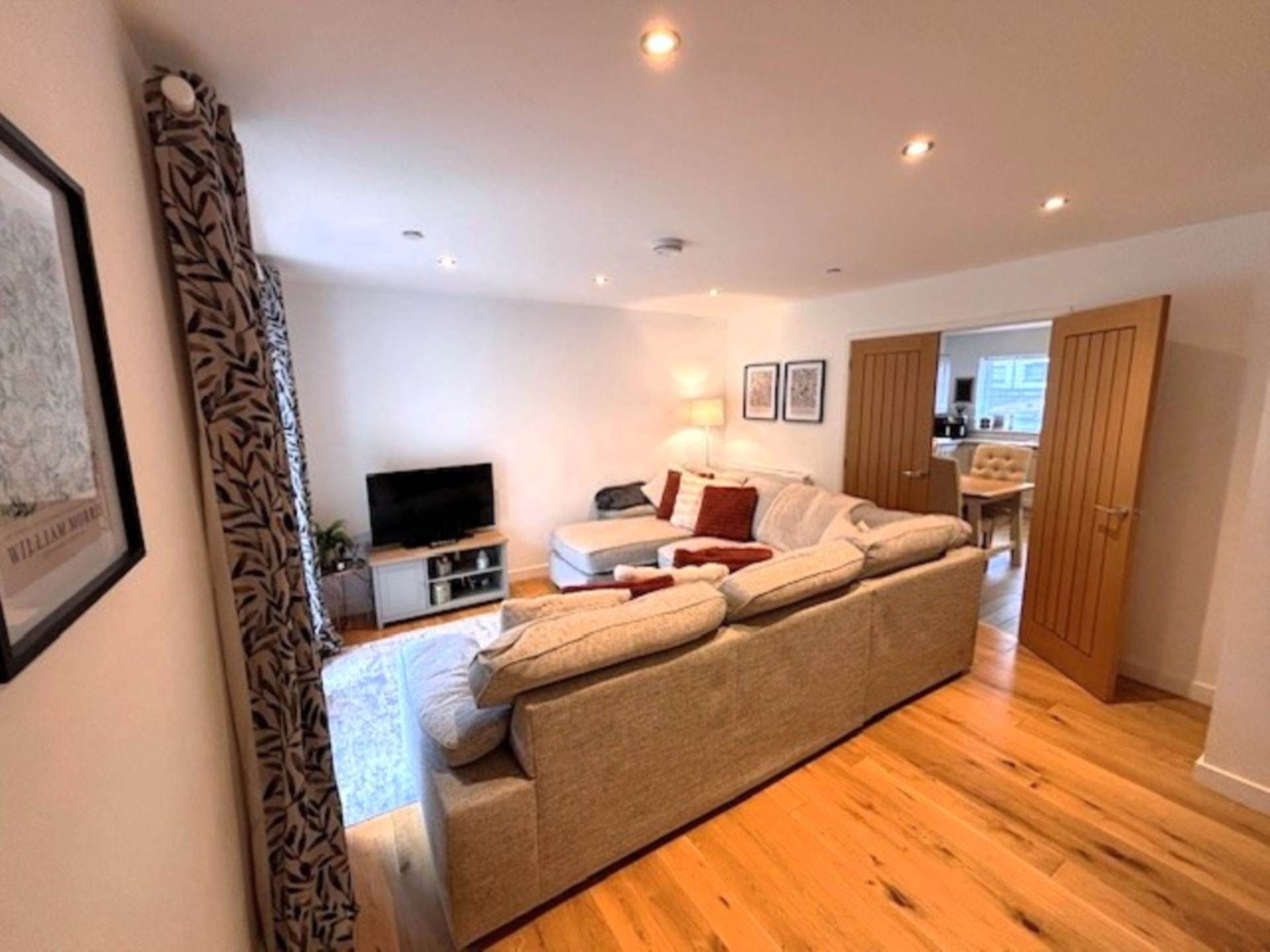 Ger Y Cwm, Penrhyncoch, Image 9