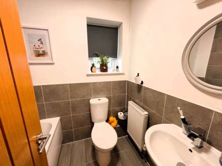 Ger Y Cwm, Penrhyncoch, Image 11