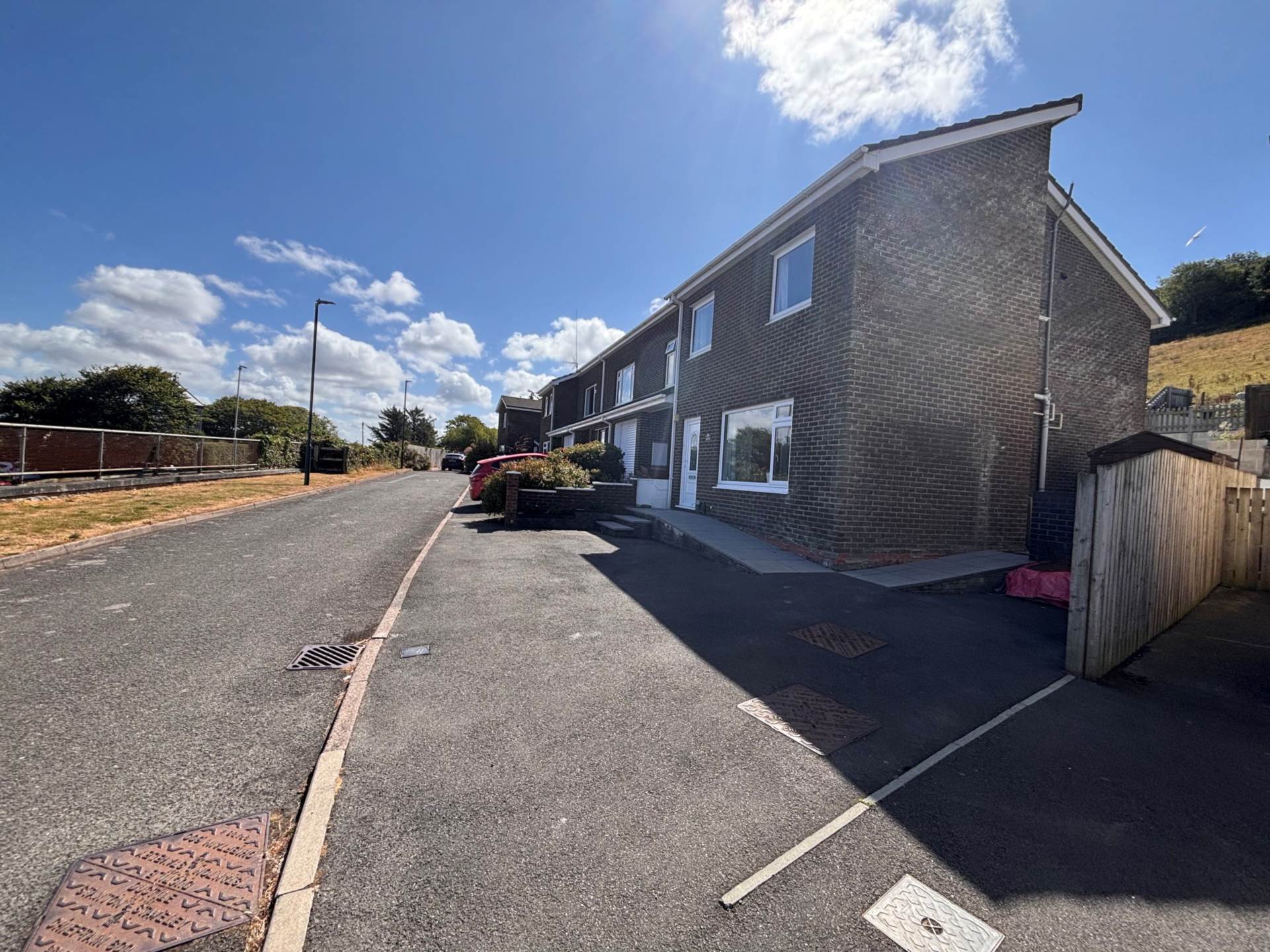 Ropewalk Close, Trefechan, Image 1