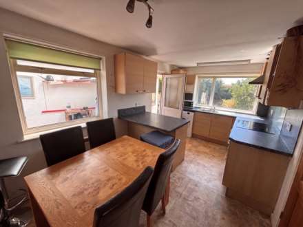 St James Close, Llanon, Image 3