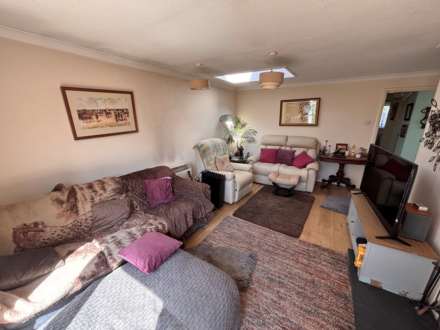 St James Close, Llanon, Image 6