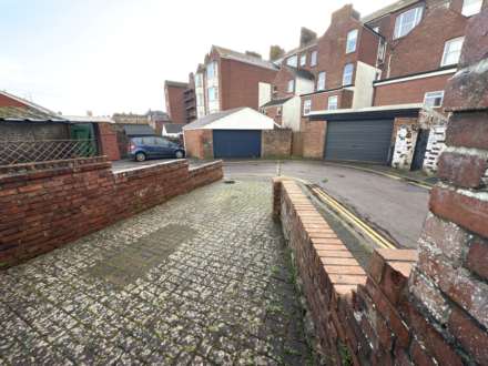 St Andrews Road, Exmouth, Image 11