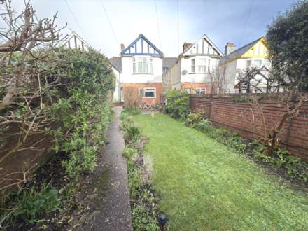 St Andrews Road, Exmouth, Image 13