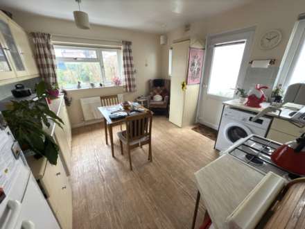 St Andrews Road, Exmouth, Image 2