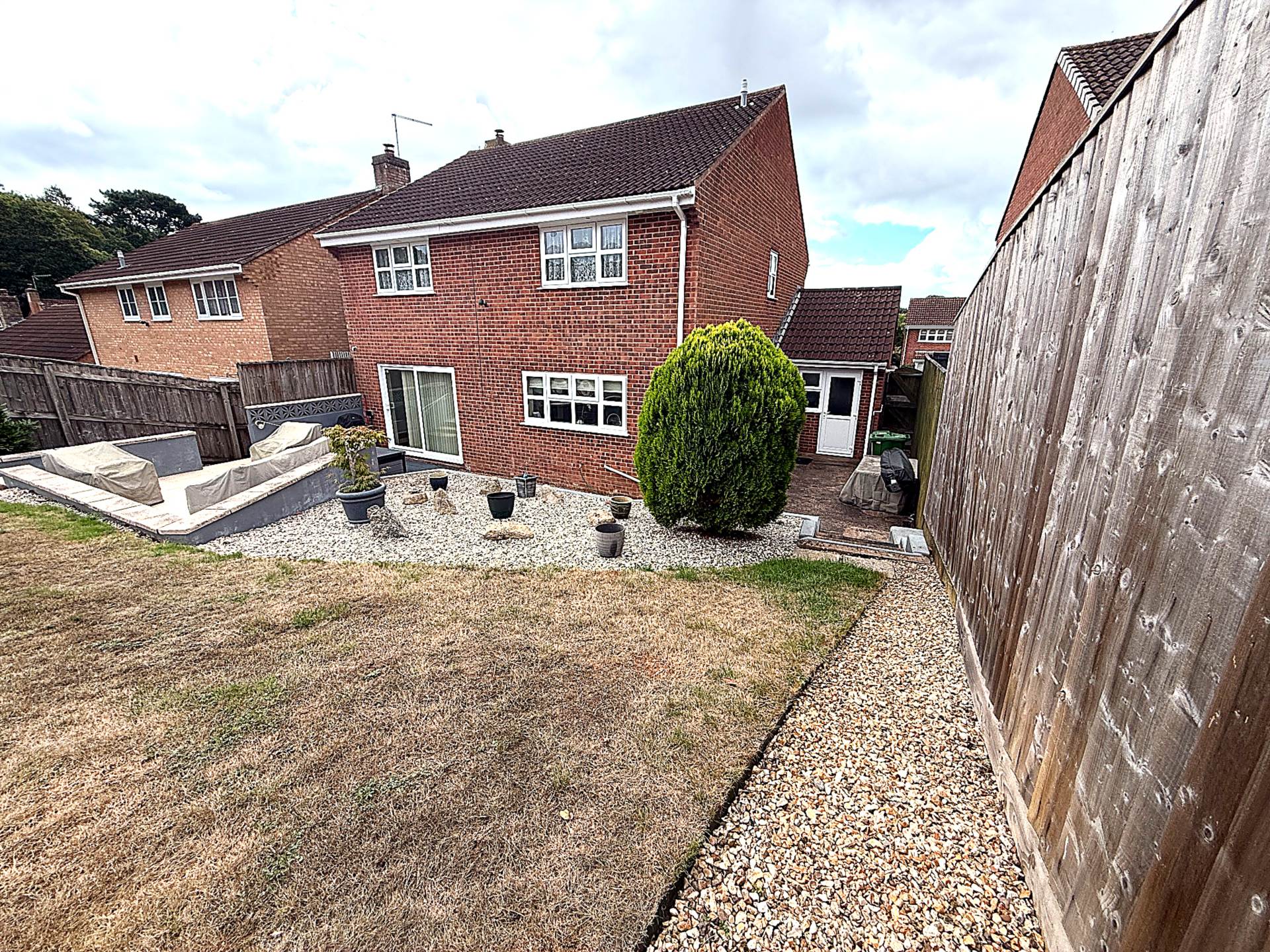Lincoln Close, Exmouth, Image 18