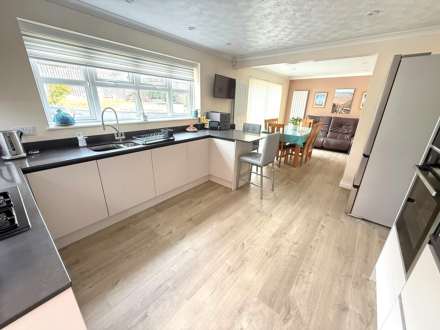Lincoln Close, Exmouth, Image 2