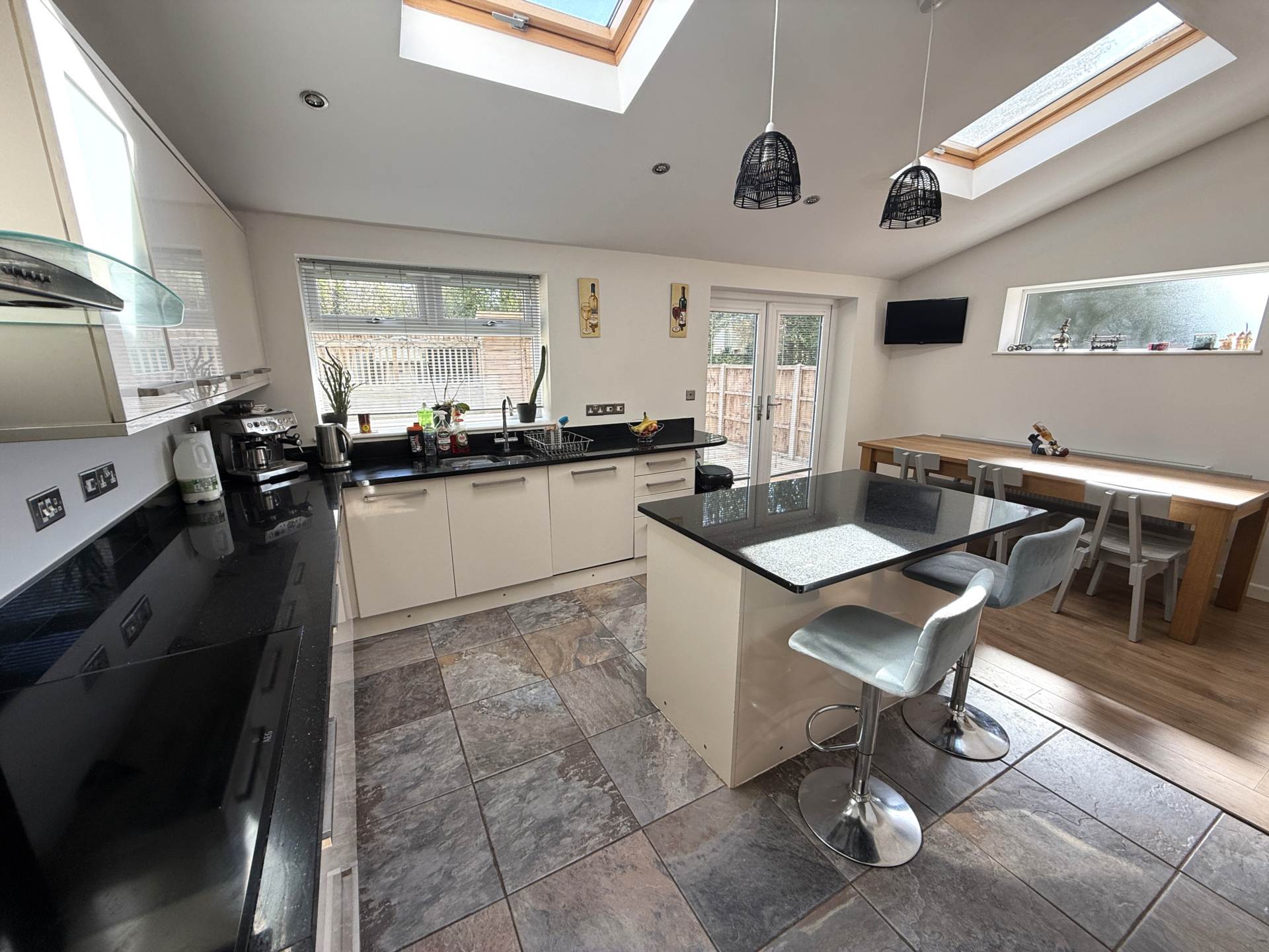 Maple Drive, Exmouth, Image 13