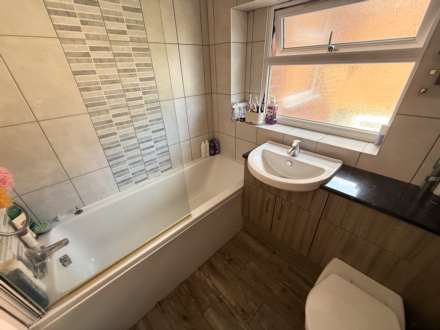 Maple Drive, Exmouth, Image 9