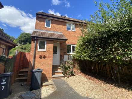 Lovering Close, Exmouth
