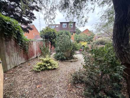 Lovering Close, Exmouth, Image 17