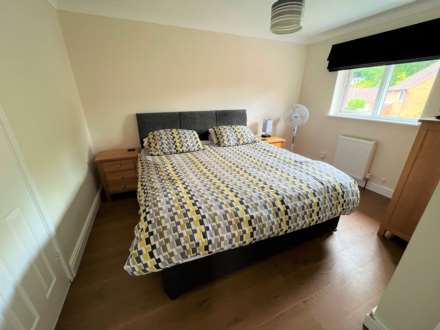 Lovering Close, Exmouth, Image 8