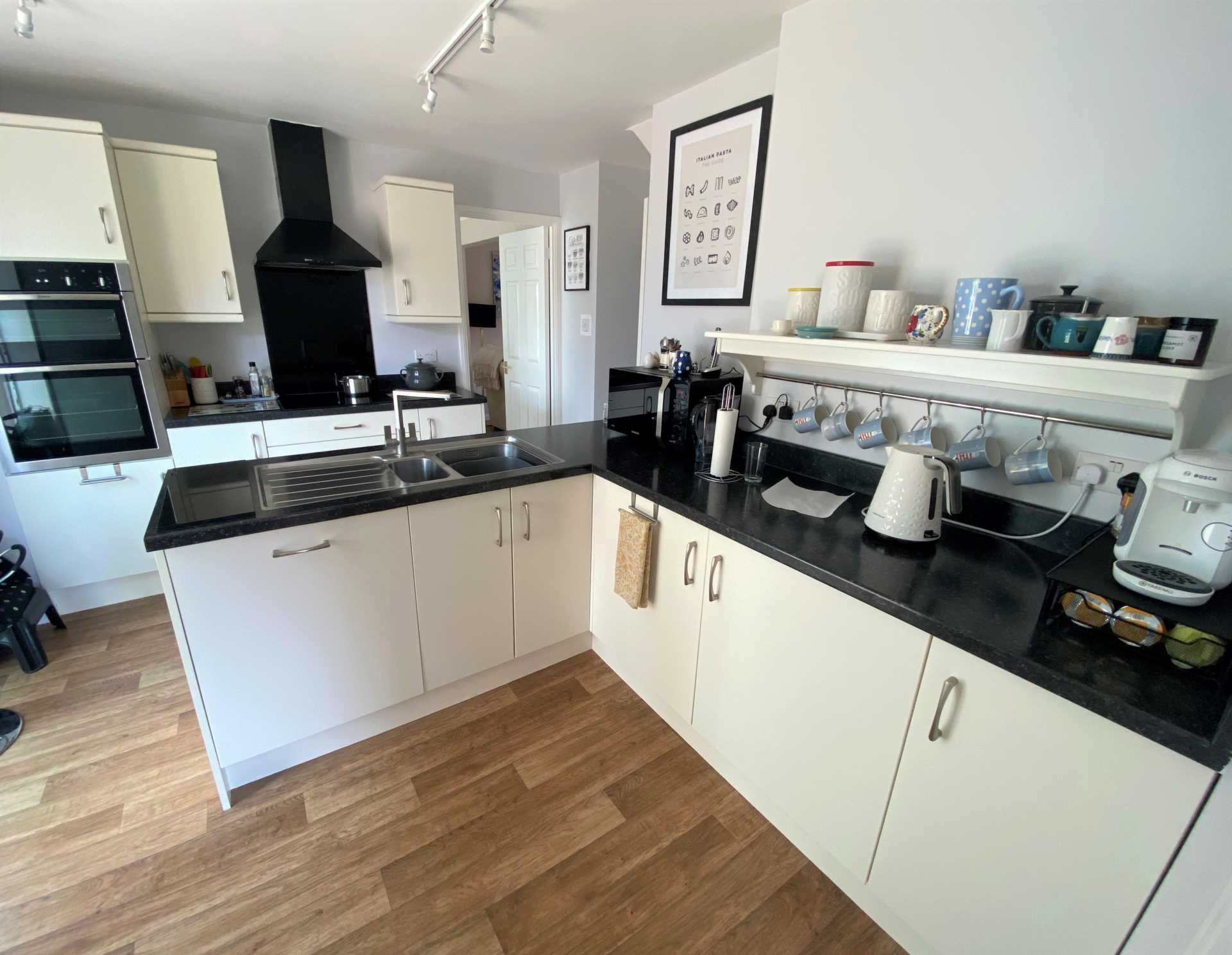 Ivydale, Exmouth, Image 2