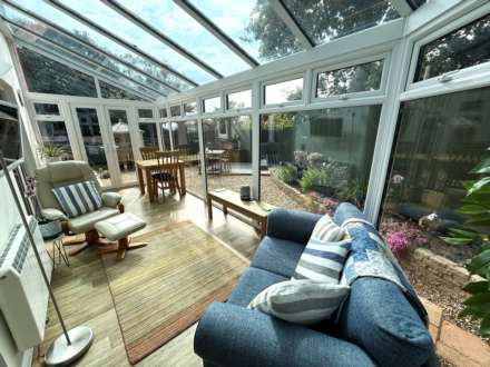 Ivydale, Exmouth, Image 6