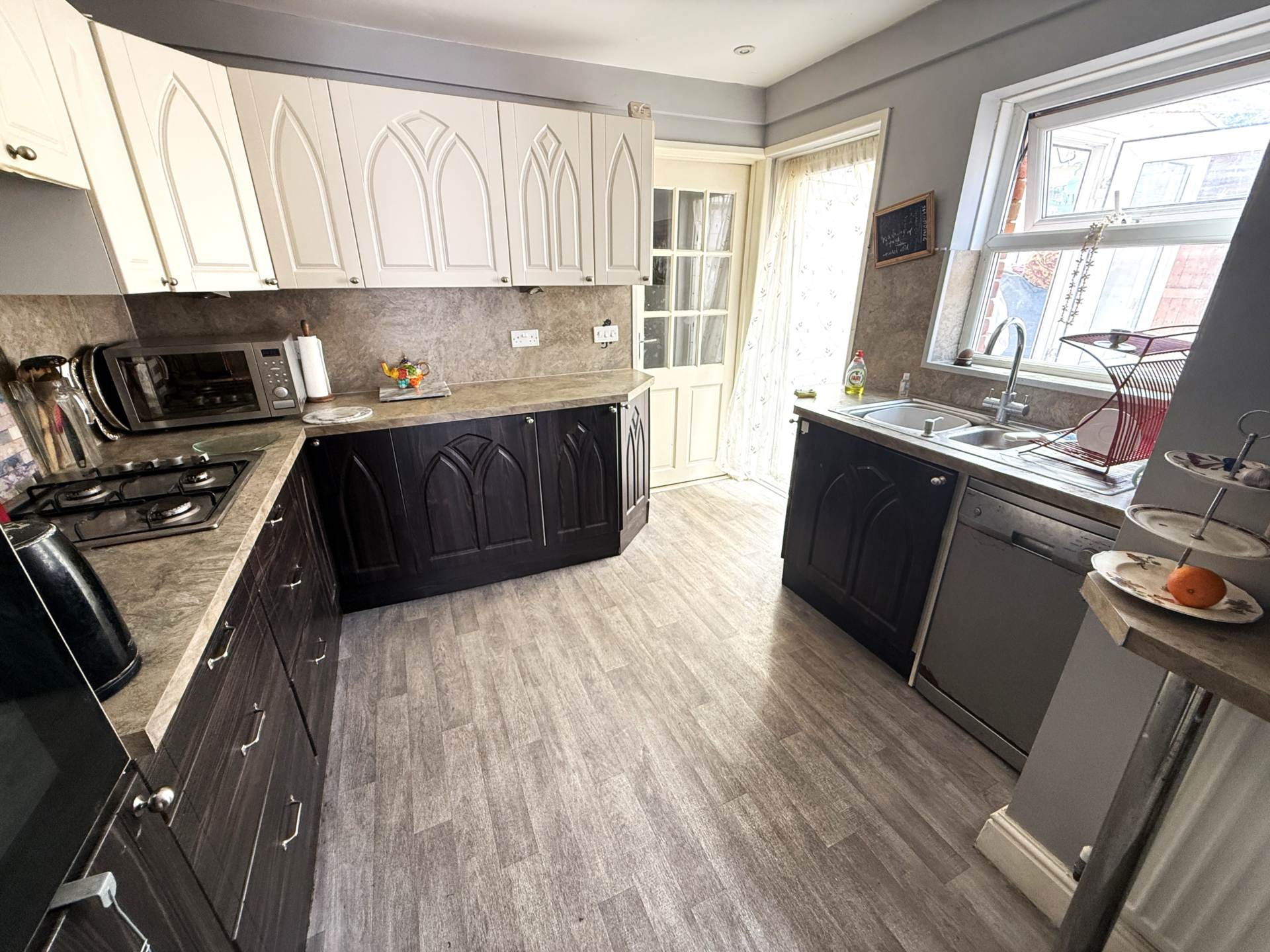 Lyndhurst Road, Exmouth, Image 3