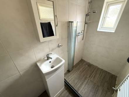 Lyndhurst Road, Exmouth, Image 5