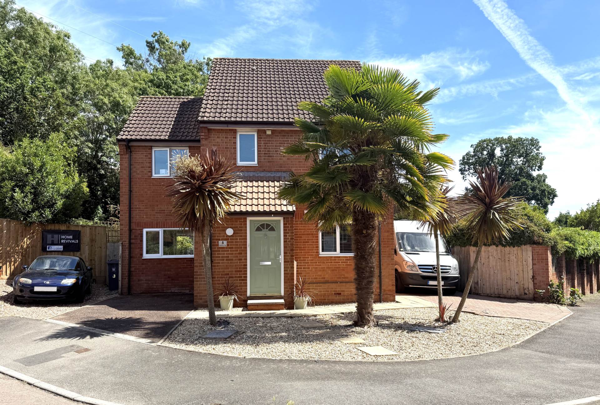 Lovering Close, Exmouth, Image 1