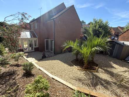 Lovering Close, Exmouth, Image 11
