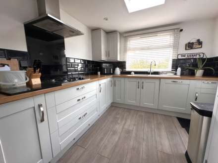Willow Avenue, Exmouth, Image 16