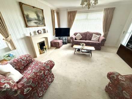 St Johns Road, Exmouth, Image 5