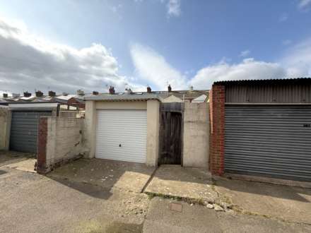 Rosebery Road, Exmouth, Image 11