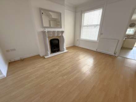 Rosebery Road, Exmouth, Image 5