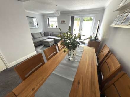 Maple Drive, Exmouth, Image 2