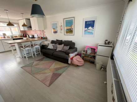 Prince Charles Close, Exmouth, Image 2
