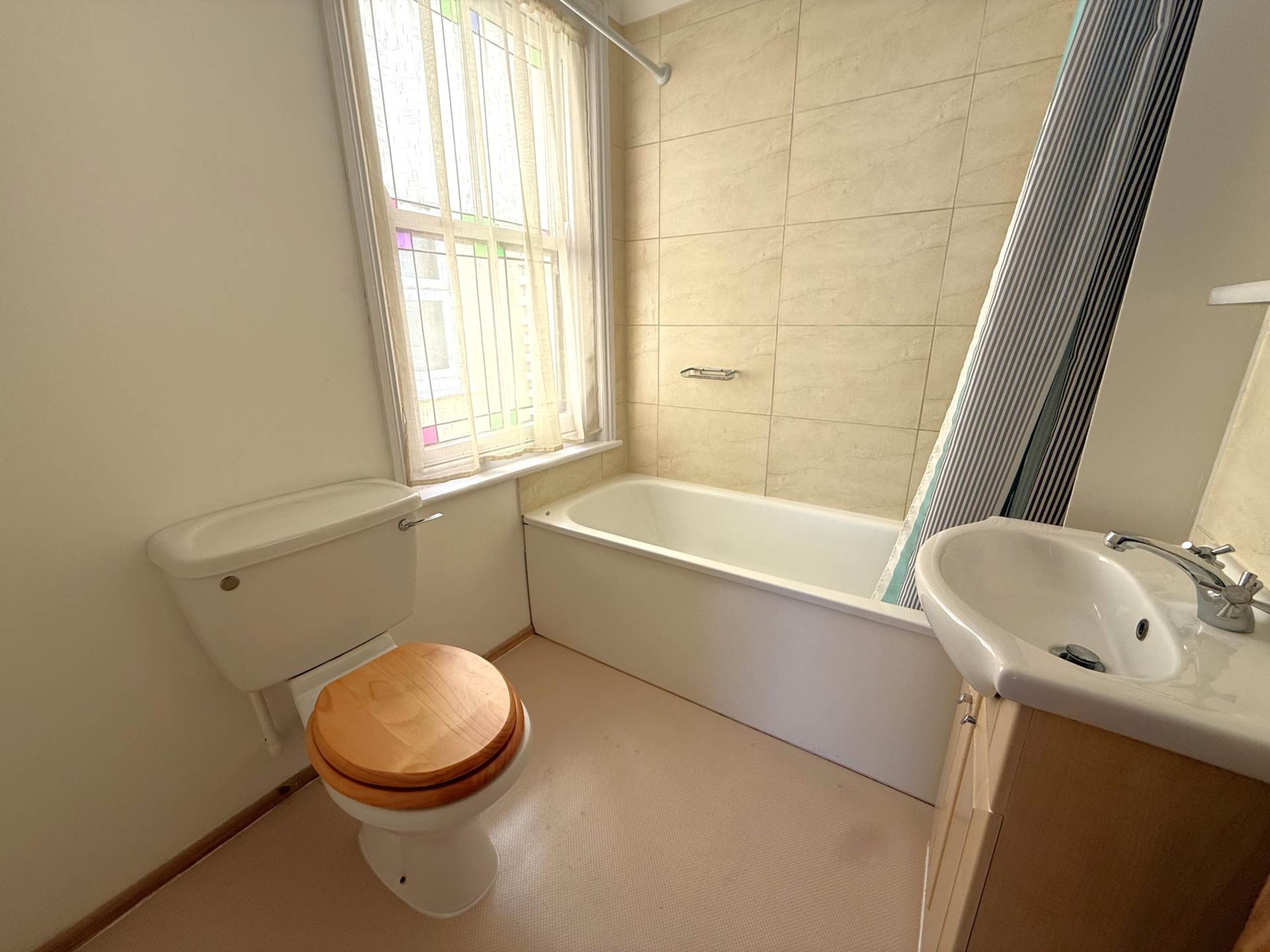 Victoria Road, Exmouth, Image 10