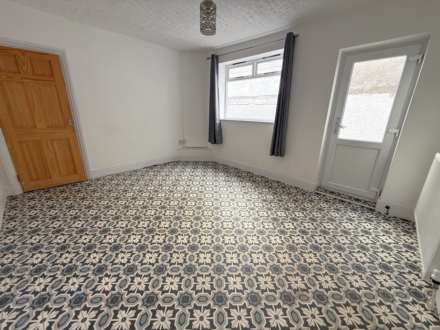 Victoria Road, Exmouth, Image 5