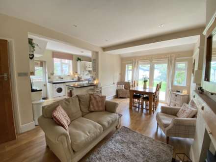 Beechway, Exmouth, Image 4